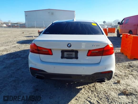 ✅ 2017 BMW 5 Series 540i • VIN: WBAJE5C36HG915721 • Лот: 41668219. Опубликован ранее на IAAI с пробегом 161 463 миль. Бесплатный доступ к архиву аукционных продаж из США и подробный отчёт об истории автомобиля на DreamBid. Изображение 16.