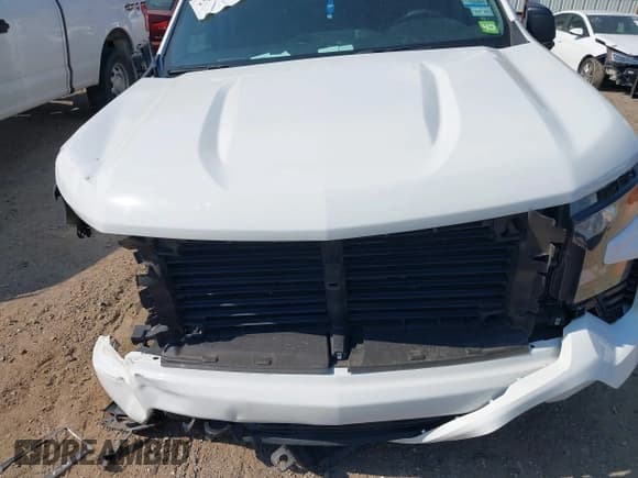 ✅ 2023 Chevrolet Silverado 1500 Custom • VIN: 3GCPABEK7PG280894 • Lot: 43206042. Wystawiony na IAAI z przebiegiem 27 359 mil. Bezpłatny archiwum sprzedaży aukcyjnych z USA i szczegółowy raport historii pojazdu na DreamBid. Zdjęcie 12.