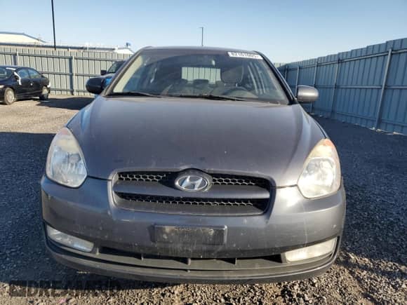 2011 Hyundai Accent L z VIN KMHCN3BC1BU206166, wystawiony jako Copart lot #82101005 z przebiegiem 192 236 mil mil oraz Szkoda całkowita • Salvage title. Historia ofert i sprzedaży dostępna na DreamBid. Obrazek 5.