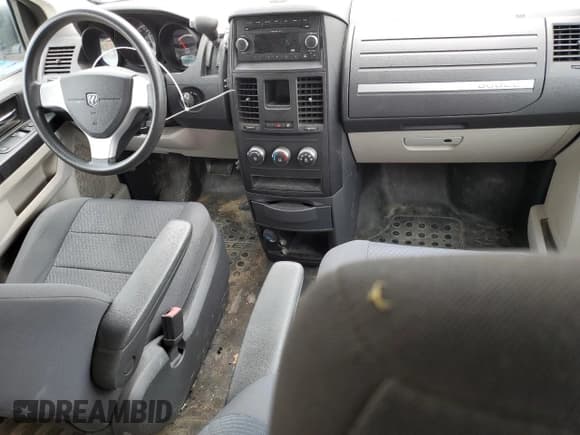 ✅ 2010 Dodge Grand Caravan Cargo • VIN: 2D4CN1AE6AR248763 • Lot: 55362704. Listed on Copart with 103,671 mi. Free auction sales archive from the USA and detailed vehicle history report at DreamBid. Image 8.