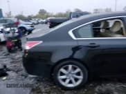 ✅ 2012 Acura TL Technology • VIN: 19UUA8F52CA801710 • Lot: 83751405. Wystawiony na Copart z przebiegiem Nie podano. Bezpłatny archiwum sprzedaży aukcyjnych z USA i szczegółowy raport historii pojazdu na DreamBid. Zdjęcie 13.