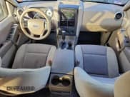 ✅ 2007 Ford Explorer Sport Trac XLT • VIN: 1FMEU51K97UB01625 • Лот: 96067445. Опубликован ранее на Copart с пробегом 175 408 миль. Бесплатный доступ к архиву аукционных продаж из США и подробный отчёт об истории автомобиля на DreamBid. Изображение 8.