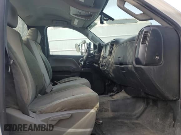 ✅ 2019 Chevrolet Silverado 1500 • VIN: 1HTKHPVK3KH827986 • Лот: 86202604. Опубликован ранее на Copart с пробегом 110 406 миль. Бесплатный доступ к архиву аукционных продаж из США и подробный отчёт об истории автомобиля на DreamBid. Изображение 5.