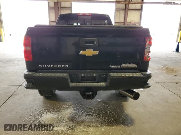 ✅ 2019 Chevrolet Silverado 2500HD High Country • VIN: 1GC1KUEY8KF226727 • Lot: 87443205. Listed on Copart with 93,271 mi. Free auction sales archive from the USA and detailed vehicle history report at DreamBid. Image 6.