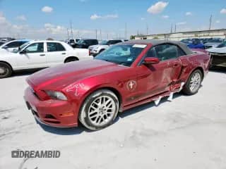 2014 Ford Mustang V6 с VIN 1ZVBP8EMXE5277941, выставлен на аукционе Copart как лот 68378785 с пробегом 112 277 миль миль и Списание • Salvage title. История ставок и продаж доступна на DreamBid. Изображение 1.