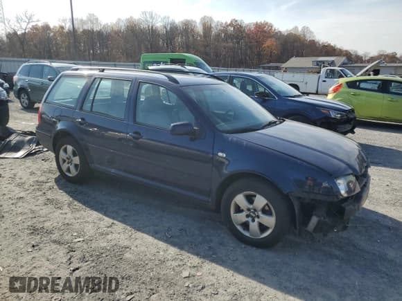 ✅ 2003 Volkswagen Jetta • VIN: WVWSP61J13W568094 • Lot: 91393655. Wystawiony na Copart z przebiegiem 386 775 mil. Bezpłatny archiwum sprzedaży aukcyjnych z USA i szczegółowy raport historii pojazdu na DreamBid. Zdjęcie 4.