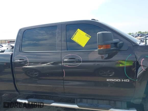 2019 Chevrolet Silverado 2500HD LT with VIN 1GC1KSEY8KF139110, listed as a IAAI auction lot 43041636 with 75,212 mi miles and . Bid and sale history available at DreamBid. Image 14.
