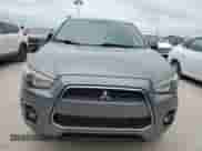 2015 Mitsubishi Outlander ES z VIN 4A4AP3AU7FE061451, wystawiony jako Copart lot #76810584 z przebiegiem 98 692 mil mil oraz Szkoda całkowita • Salvage title. Historia ofert i sprzedaży dostępna na DreamBid. Obrazek 5.