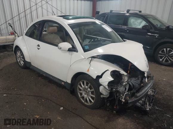 ✅ 2005 Volkswagen Beetle GLS • VIN: 3VWCR31C75M416075 • Lot: 42730759. Listed on IAAI with 107,503 mi. Free auction sales archive from the USA and detailed vehicle history report at DreamBid. Image 1.