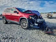 ✅ 2019 Jeep Cherokee Latitude Plus • VIN: 1C4PJMLB0KD398175 • Lot: 94916755. Wystawiony na Copart z przebiegiem 83 847 mil. Bezpłatny archiwum sprzedaży aukcyjnych z USA i szczegółowy raport historii pojazdu na DreamBid. Zdjęcie 4.