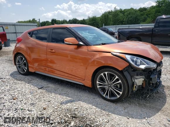 ✅ 2016 Hyundai Veloster Turbo • VIN: KMHTC6AE4GU284586 • Lot: 62097864. Wystawiony na Copart z przebiegiem 102 089 mil. Bezpłatny archiwum sprzedaży aukcyjnych z USA i szczegółowy raport historii pojazdu na DreamBid. Zdjęcie 4.