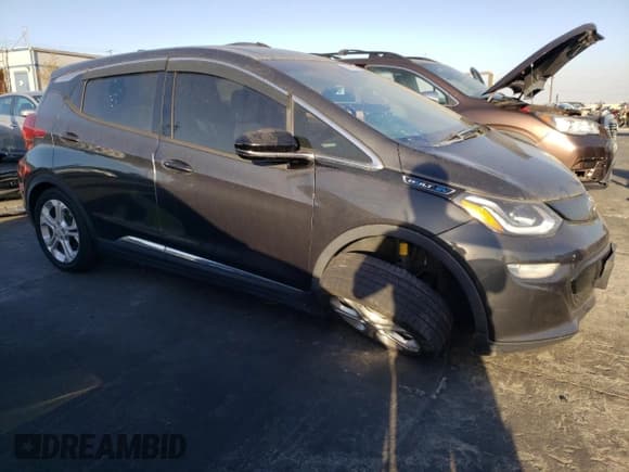 ✅ 2017 Chevrolet Bolt EV LT • VIN: 1G1FW6S03H4190284 • Lot: 75554764. Wystawiony na Copart z przebiegiem 79 770 mil. Bezpłatny archiwum sprzedaży aukcyjnych z USA i szczegółowy raport historii pojazdu na DreamBid. Zdjęcie 4.