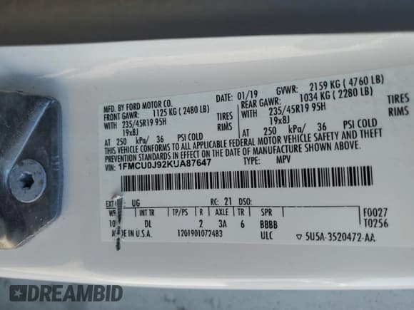 ✅ 2019 Ford Escape Titanium • VIN: 1FMCU0J92KUA87647 • Lot: 63764995. Wystawiony na Copart z przebiegiem 95 682 mil. Bezpłatny archiwum sprzedaży aukcyjnych z USA i szczegółowy raport historii pojazdu na DreamBid. Zdjęcie 13.