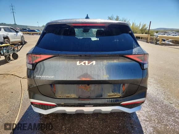 ✅ 2024 Kia Sportage LX • VIN: KNDPU3DF5R7235274 • Lot: 90418765. Listed on Copart with 47,456 mi. Free auction sales archive from the USA and detailed vehicle history report at DreamBid. Image 6.