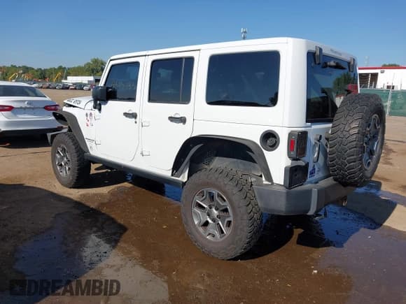 ✅ 2017 Jeep Wrangler Unlimited Rubicon • VIN: 1C4BJWFG6HL588963 • Лот: 43218333. Опубликован ранее на IAAI с пробегом 87 816 миль. Бесплатный доступ к архиву аукционных продаж из США и подробный отчёт об истории автомобиля на DreamBid. Изображение 3.