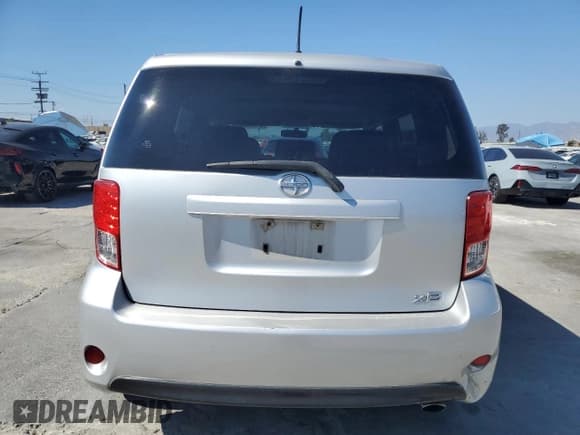 ✅ 2013 Scion xB • VIN: JTLZE4FE1DJ041597 • Lot: 84485085. Wystawiony na Copart z przebiegiem 281 803 mil. Bezpłatny archiwum sprzedaży aukcyjnych z USA i szczegółowy raport historii pojazdu na DreamBid. Zdjęcie 6.