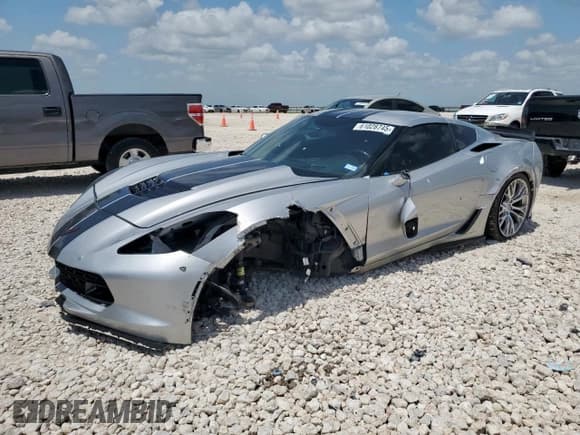 ✅ 2015 Chevrolet Corvette Z06 3LZ • VIN: 1G1YT2D66F5602619 • Lot: 61028745. Wystawiony na Copart z przebiegiem 46 401 mil. Bezpłatny archiwum sprzedaży aukcyjnych z USA i szczegółowy raport historii pojazdu na DreamBid. Zdjęcie 1.