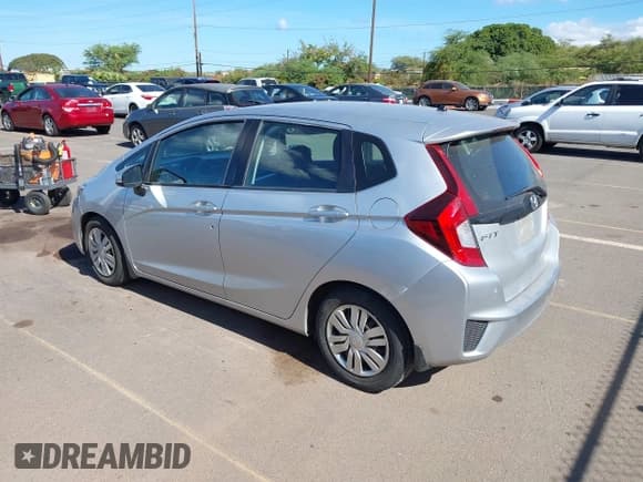 ✅ 2015 Honda Fit LX • VIN: 3HGGK5H59FM754608 • Lot: 43110428. Wystawiony na IAAI z przebiegiem 52 188 mil. Bezpłatny archiwum sprzedaży aukcyjnych z USA i szczegółowy raport historii pojazdu na DreamBid. Zdjęcie 3.
