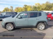 ✅ 2017 Jeep Renegade Latitude • VIN: ZACCJABBXHPF38001 • Лот: 43576595. Опубликован ранее на IAAI с пробегом Не указан. Бесплатный доступ к архиву аукционных продаж из США и подробный отчёт об истории автомобиля на DreamBid. Изображение 13.