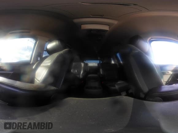 ✅ 2015 Nissan Armada Platinum • VIN: 5N1BA0NE1FN619028 • Lot: 43698100. Wystawiony na IAAI z przebiegiem 159 186 mil. Bezpłatny archiwum sprzedaży aukcyjnych z USA i szczegółowy raport historii pojazdu na DreamBid. Zdjęcie 17.