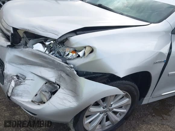 ✅ 2012 Toyota Highlander • VIN: JTEBC3EH7C2006009 • Lot: 43412212. Wystawiony na IAAI z przebiegiem 196 992 mil. Bezpłatny archiwum sprzedaży aukcyjnych z USA i szczegółowy raport historii pojazdu na DreamBid. Zdjęcie 6.