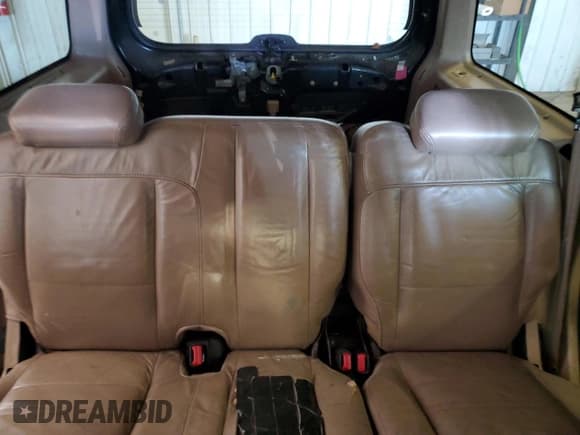 ✅ 2001 Ford Explorer Eddie Bauer • VIN: 1FMDU74EX1UB03999 • Lot: 76602964. Wystawiony na Copart z przebiegiem 222 756 mil. Bezpłatny archiwum sprzedaży aukcyjnych z USA i szczegółowy raport historii pojazdu na DreamBid. Zdjęcie 10.