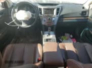 ✅ 2013 Subaru Outback Limited • VIN: 4S4BRCSCXD3317288 • Lot: 86194275. Wystawiony na Copart z przebiegiem 127 557 mil. Bezpłatny archiwum sprzedaży aukcyjnych z USA i szczegółowy raport historii pojazdu na DreamBid. Zdjęcie 8.