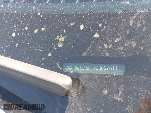 ✅ 2019 Hyundai Elantra • VIN: KMHH35LE9KU097611 • Lot: 43043681. Listed on IAAI with 94,535 mi. Free auction sales archive from the USA and detailed vehicle history report at DreamBid. Image 9.