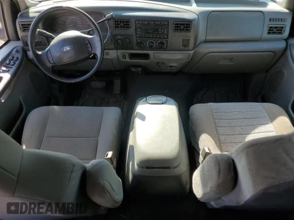 ✅ 2004 Ford F-250 XL • VIN: 1FTNW21P54ED18751 • Lot: 68314185. Listed on Copart with 283,248 mi. Free auction sales archive from the USA and detailed vehicle history report at DreamBid. Image 8.