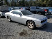 ✅ 2010 Dodge Challenger SE • VIN: 2B3CJ4DV6AH190103 • Lot: 44351415. Wystawiony na Copart z przebiegiem Nie podano. Bezpłatny archiwum sprzedaży aukcyjnych z USA i szczegółowy raport historii pojazdu na DreamBid. Zdjęcie 4.