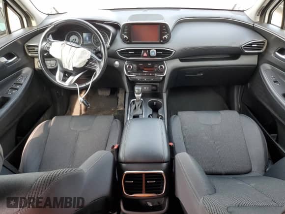 ✅ 2019 Hyundai Santa Fe Preferred • VIN: 5NMS3CAA6KH038117 • Lot: 62792735. Wystawiony na Copart z przebiegiem 90 138 mil mil. Skorzystaj z bezpłatnego archiwum sprzedaży aukcyjnych z USA i zobacz szczegółowy raport historii pojazdu na DreamBid. Zdjęcie 8.