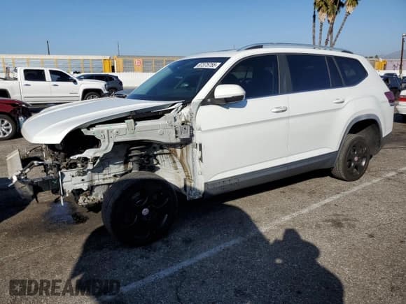 ✅ 2019 Volkswagen Atlas SE • VIN: 1V2WR2CA3KC603718 • Лот: 87375755. Опубликован ранее на Copart с пробегом 73 129 миль. Бесплатный доступ к архиву аукционных продаж из США и подробный отчёт об истории автомобиля на DreamBid. Изображение 1.