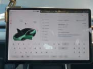 ✅ 2020 Tesla Model 3 Long Range • VIN: 5YJ3E1EB0LF588907 • Lot: 43699737. Wystawiony na IAAI z przebiegiem 121 978 mil. Bezpłatny archiwum sprzedaży aukcyjnych z USA i szczegółowy raport historii pojazdu na DreamBid. Zdjęcie 7.