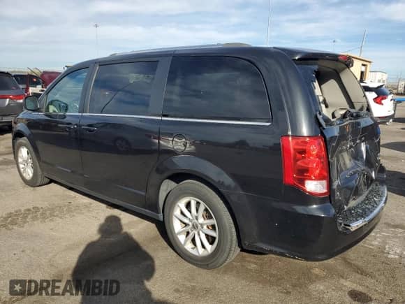 2018 Dodge Grand Caravan SXT z VIN 2C4RDGCG8JR264426, wystawiony jako Copart lot #90086315 z przebiegiem 97 761 mil mil oraz Szkoda całkowita • Salvage title. Historia ofert i sprzedaży dostępna na DreamBid. Obrazek 2.
