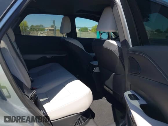 ✅ 2025 Lexus RX 350h • VIN: 2T2BBMCA8SC077573 • Лот: 42119587. Опубликован ранее на IAAI с пробегом 952 миль. Бесплатный доступ к архиву аукционных продаж из США и подробный отчёт об истории автомобиля на DreamBid. Изображение 8.