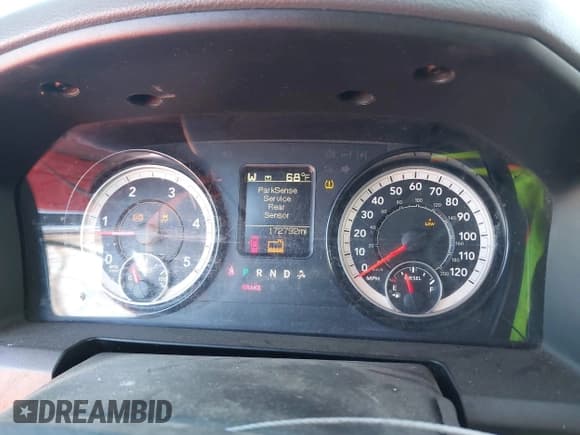 ✅ 2018 Ram 2500 Tradesman • VIN: 3C6UR5CL2JG379050 • Lot: 41534736. Listed on IAAI with 172,792 mi. Free auction sales archive from the USA and detailed vehicle history report at DreamBid. Image 7.