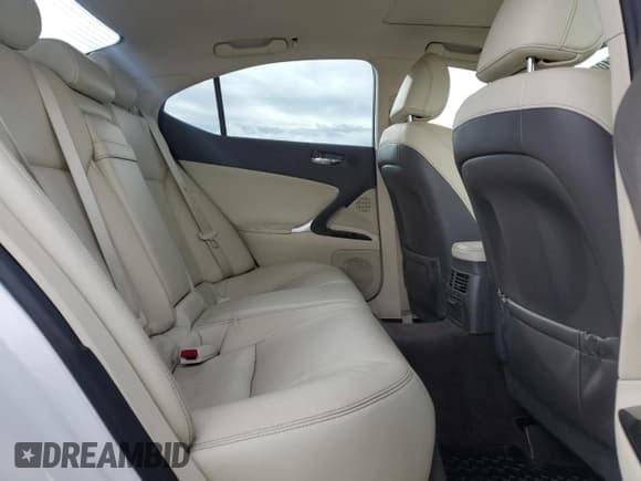 ✅ 2012 Lexus IS 250 • VIN: JTHCF5C25C5057533 • Lot: 92831965. Listed on Copart with 120,416 mi. Free auction sales archive from the USA and detailed vehicle history report at DreamBid. Image 10.