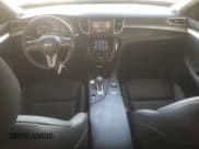 ✅ 2019 Infiniti QX50 Luxe • VIN: 3PCAJ5M19KF146080 • Лот: 84017025. Опубликован ранее на Copart с пробегом 59 598 миль. Бесплатный доступ к архиву аукционных продаж из США и подробный отчёт об истории автомобиля на DreamBid. Изображение 8.