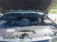 ✅ 2003 Chevrolet Tahoe LT • VIN: 1GNEC13Z13R236967 • Lot: 42541249. Wystawiony na IAAI z przebiegiem 305 448 mil. Bezpłatny archiwum sprzedaży aukcyjnych z USA i szczegółowy raport historii pojazdu na DreamBid. Zdjęcie 10.