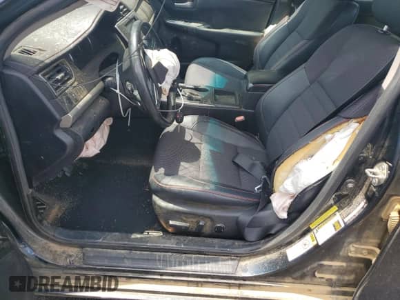 2016 Toyota Camry XLE z VIN 4T1BF1FK4GU181317, wystawiony jako Copart lot #64354685 z przebiegiem 222 909 mil mil oraz Szkoda całkowita • Salvage title. Historia ofert i sprzedaży dostępna na DreamBid. Obrazek 7.