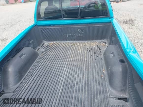 1998 Dodge Dakota z VIN 1B7FL26P6WS720336, wystawiony jako IAAI lot #42524739 z przebiegiem 189 089 mil mil oraz . Historia ofert i sprzedaży dostępna na DreamBid. Obrazek 8.