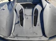 ✅ 2017 McLaren 570S • VIN: SBM13DAA3HW003517 • Lot: 37948714. Wystawiony na Copart z przebiegiem 7 587 mil. Bezpłatny archiwum sprzedaży aukcyjnych z USA i szczegółowy raport historii pojazdu na DreamBid. Zdjęcie 13.