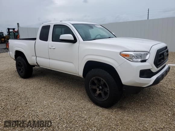 ✅ 2021 Toyota Tacoma SR • VIN: 3TYRX5GN2MT032229 • Lot: 80162215. Wystawiony na Copart z przebiegiem 28 281 mil. Bezpłatny archiwum sprzedaży aukcyjnych z USA i szczegółowy raport historii pojazdu na DreamBid. Zdjęcie 4.