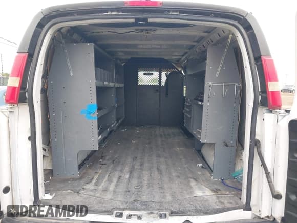 ✅ 2014 Chevrolet Express Cargo • VIN: 1GCWGGCA9E1127477 • Лот: 43772623. Опубликован ранее на IAAI с пробегом 281 444 миль. Бесплатный доступ к архиву аукционных продаж из США и подробный отчёт об истории автомобиля на DreamBid. Изображение 8.