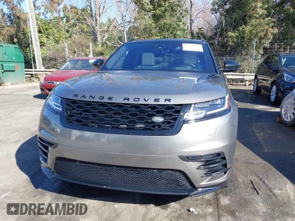 ✅ 2018 Land Rover Range Rover Velar R-Dynamic HSE • VIN: SALYM2RV4JA749910 • Lot: 41796691. Listed on IAAI with 61,125 mi. Free auction sales archive from the USA and detailed vehicle history report at DreamBid. Image 13.