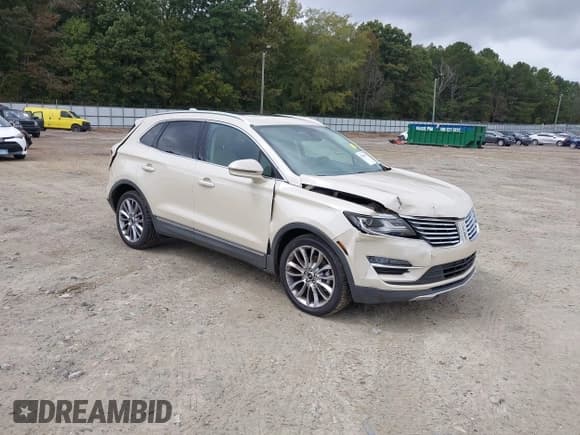 ✅ 2018 Lincoln MKC Reserve • VIN: 5LMCJ3C90JUL01702 • Lot: 43389627. Wystawiony na IAAI z przebiegiem 108 957 mil. Bezpłatny archiwum sprzedaży aukcyjnych z USA i szczegółowy raport historii pojazdu na DreamBid. Zdjęcie 1.