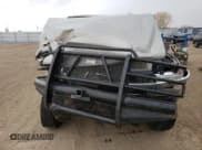 ✅ 2002 Chevrolet Silverado 2500HD LS • VIN: 1GCHK23122F242558 • Lot: 76048264. Listed on Copart with Not provided. Free auction sales archive from the USA and detailed vehicle history report at DreamBid. Image 5.