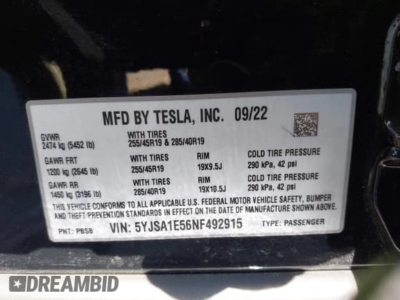 ✅ 2022 Tesla Model S • VIN: 5YJSA1E56NF492915 • Lot: 42221120. Wystawiony na IAAI z przebiegiem 44 195 mil. Bezpłatny archiwum sprzedaży aukcyjnych z USA i szczegółowy raport historii pojazdu na DreamBid. Zdjęcie 9.