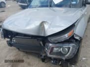 ✅ 2024 Hyundai Venue SEL • VIN: KMHRC8A36RU333987 • Lot: 41710436. Listed on IAAI with 7,701 mi. Free auction sales archive from the USA and detailed vehicle history report at DreamBid. Image 6.