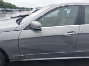 ✅ 2011 Mercedes-Benz E 550 Luxury • VIN: WDDHF7CB6BA401191 • Lot: 42973462. Listed on IAAI with 113,444 mi. Free auction sales archive from the USA and detailed vehicle history report at DreamBid. Image 6.